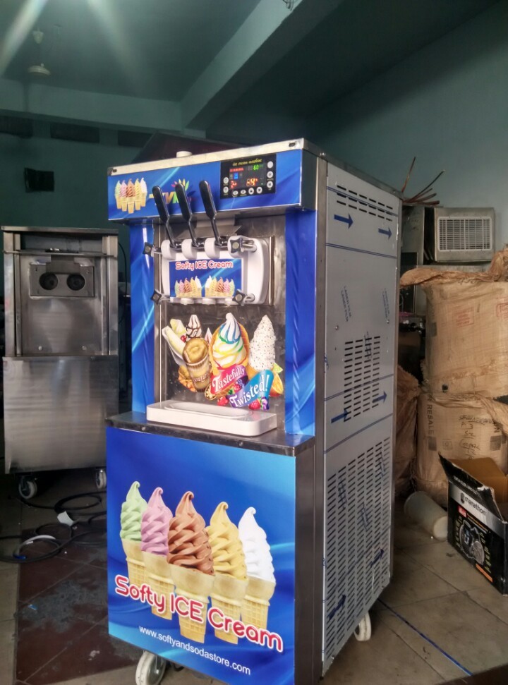 Softy Ice Cream Machine