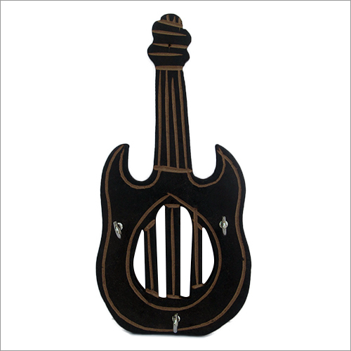 गिटार के आकार का लकड़ी का की होल्डर