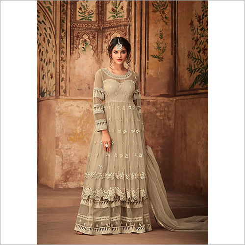 देवियों छाता सूट