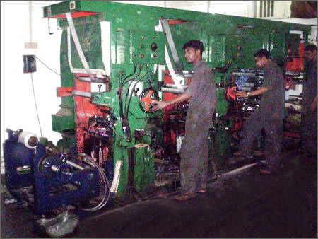 पैकेजिंग और प्रिंटिंग मशीनरी