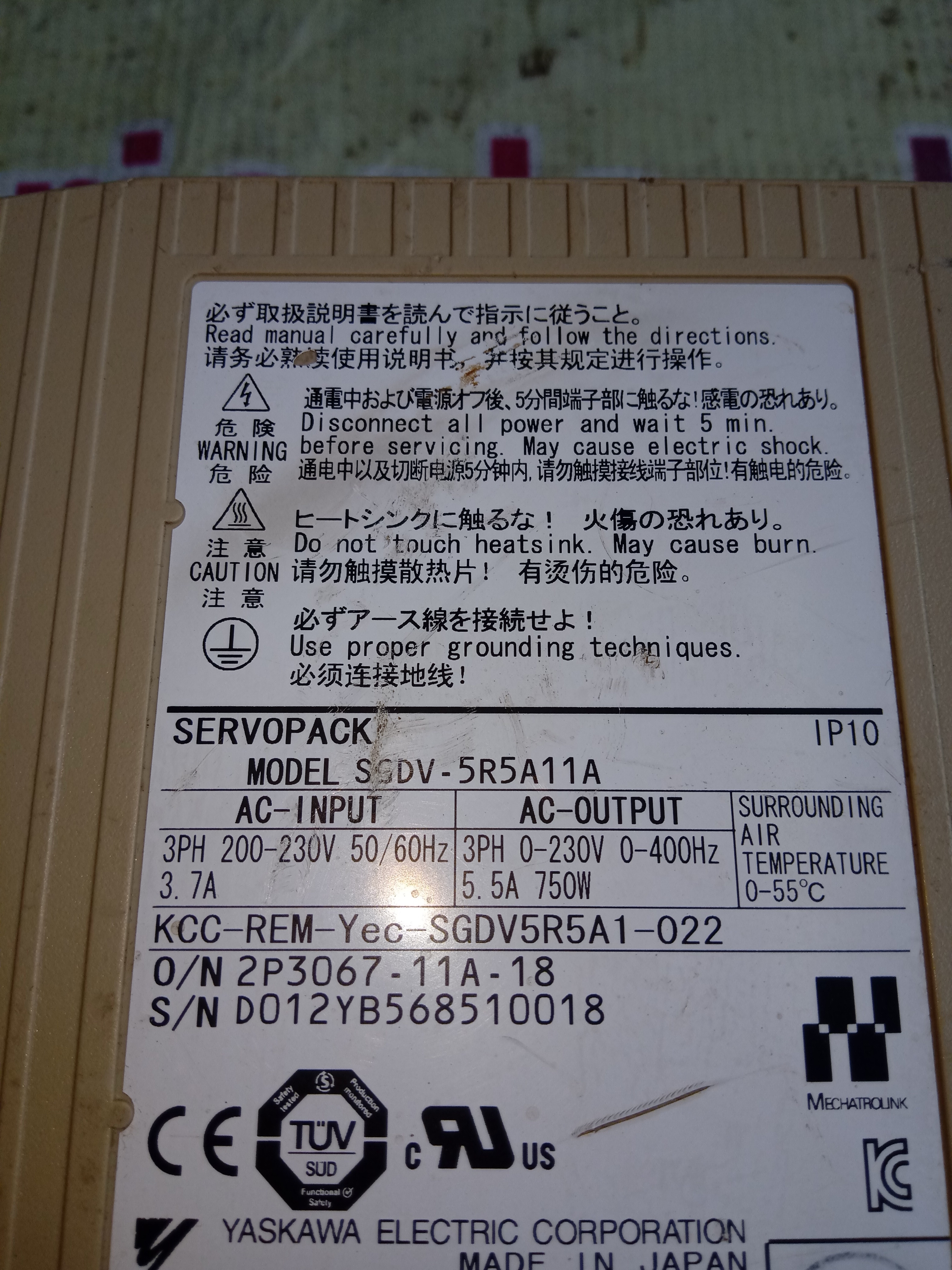 Yaskawa Servo Drive Sgdv-5r5a11a