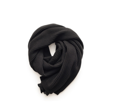 Mena s knitted scarf