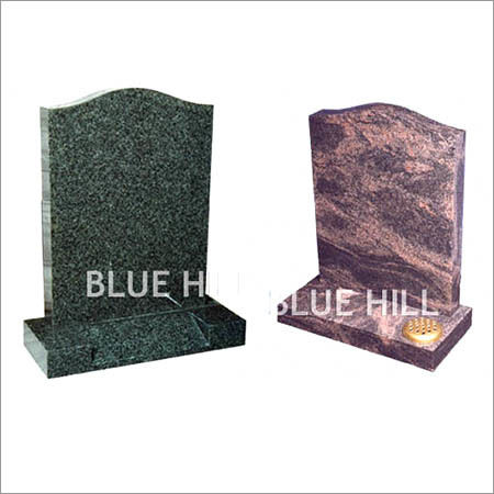 Ogee Top Granite Monument Application: Memorial