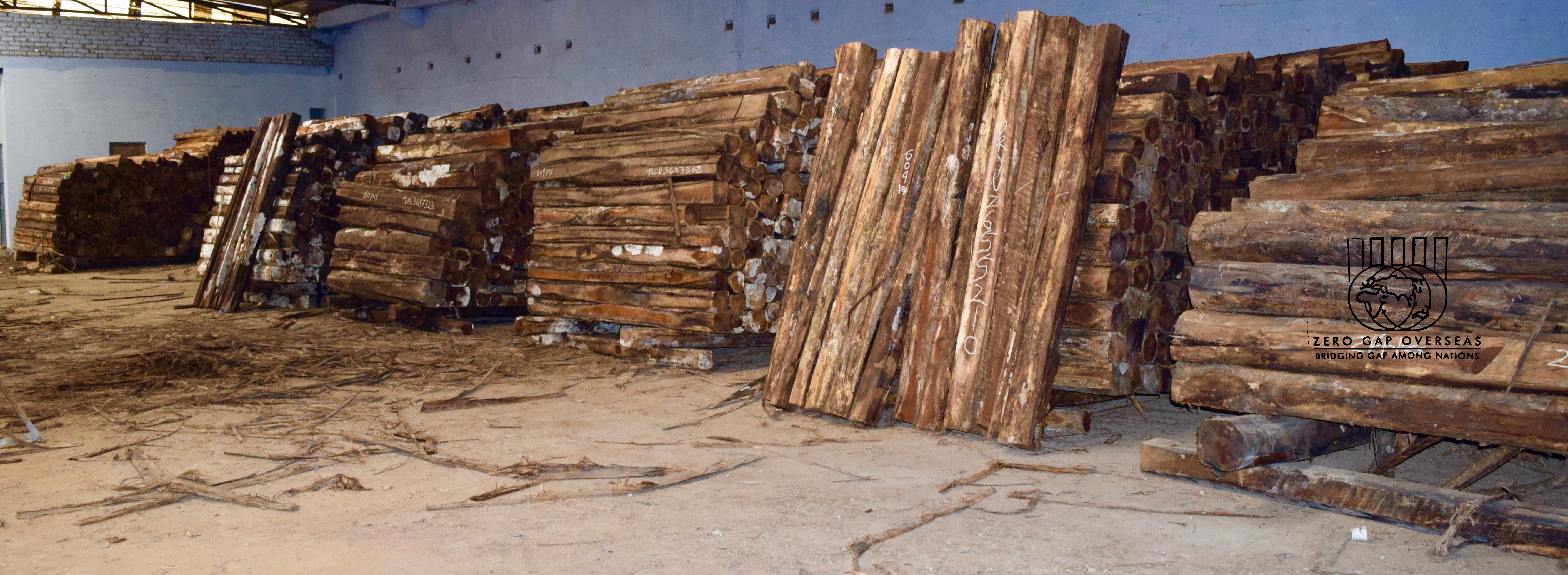 Ecuador Teak Logs