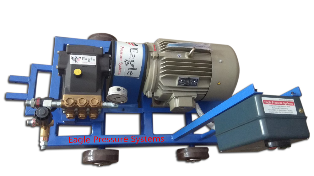 High Pressure Water Jet Cleaner - Flow Rate: 30 Lpm