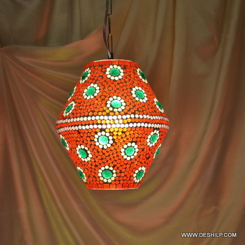 रेड ग्लास मोज़ेक वॉल हैंगिंग डिज़ाइन: आधुनिक कला