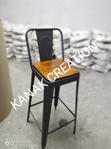 हस्तनिर्मित टॉलिक्स काउंटर हाइट स्टूल