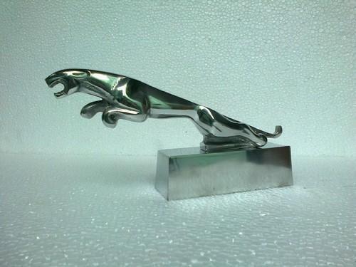 Sculpture Aluminium Lion - 16 Inch, Silver Nickel Finish | Chemical Resistant, Eco-friendly, Rust Proof, Scratch Resistant