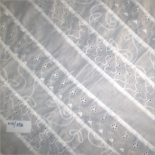 अकोबा एम्ब्रायडरी पैचवर्क फैब्रिक