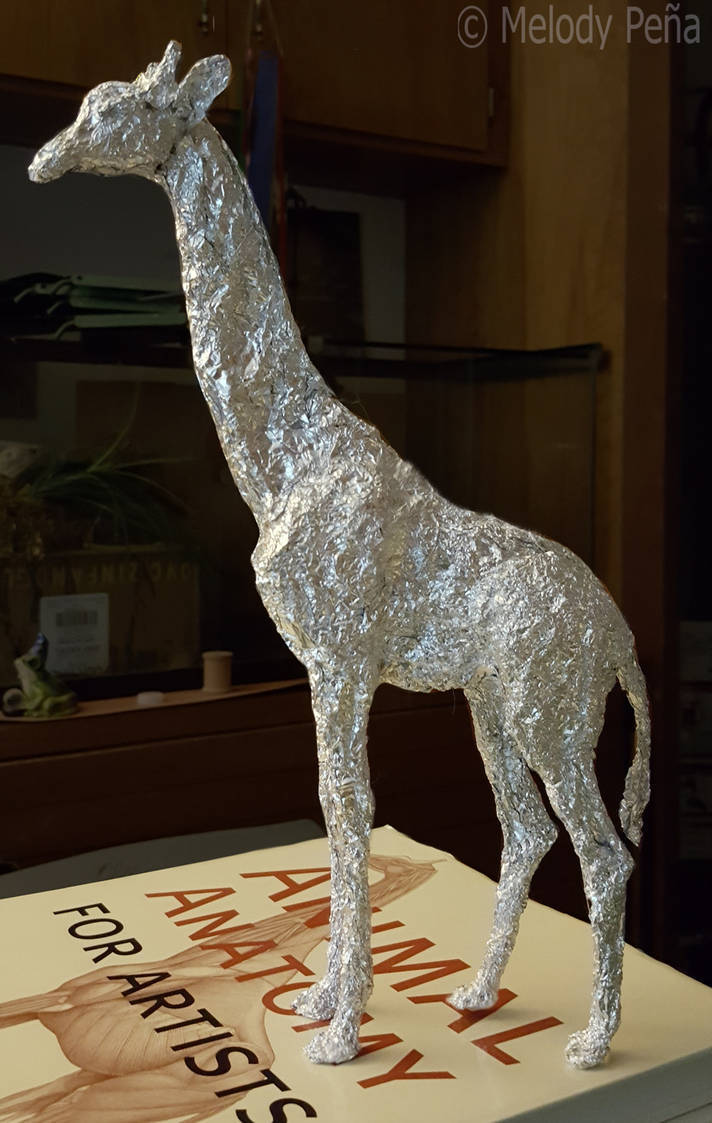 Aluminum Giraffes Sculpture Set - 10x2x16 & 9x2x16 Inches, Gold Metallic Finish, Eco-friendly & Scratch Resistant