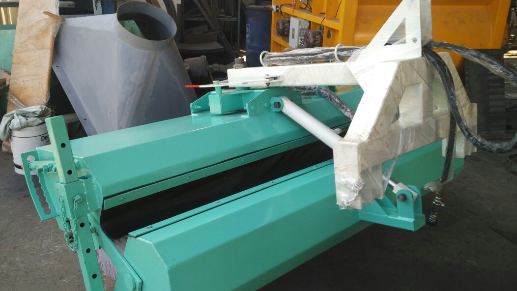 Manual Road Broomer Machine