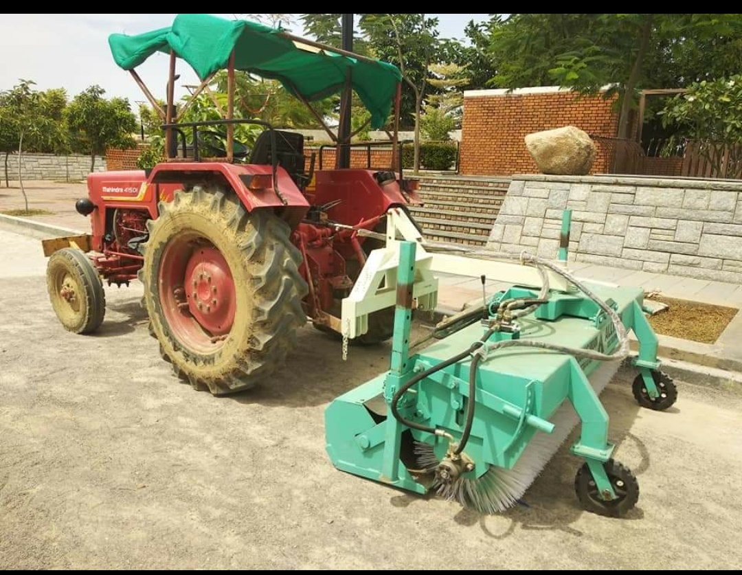 Manual Road Broomer Machine