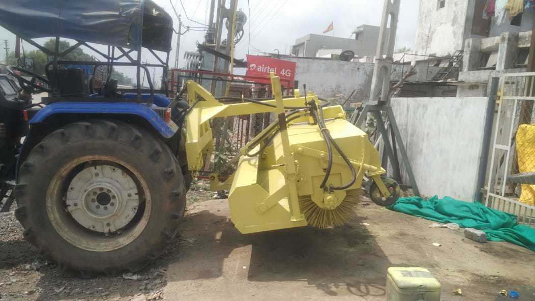 Manual Road Broomer Machine