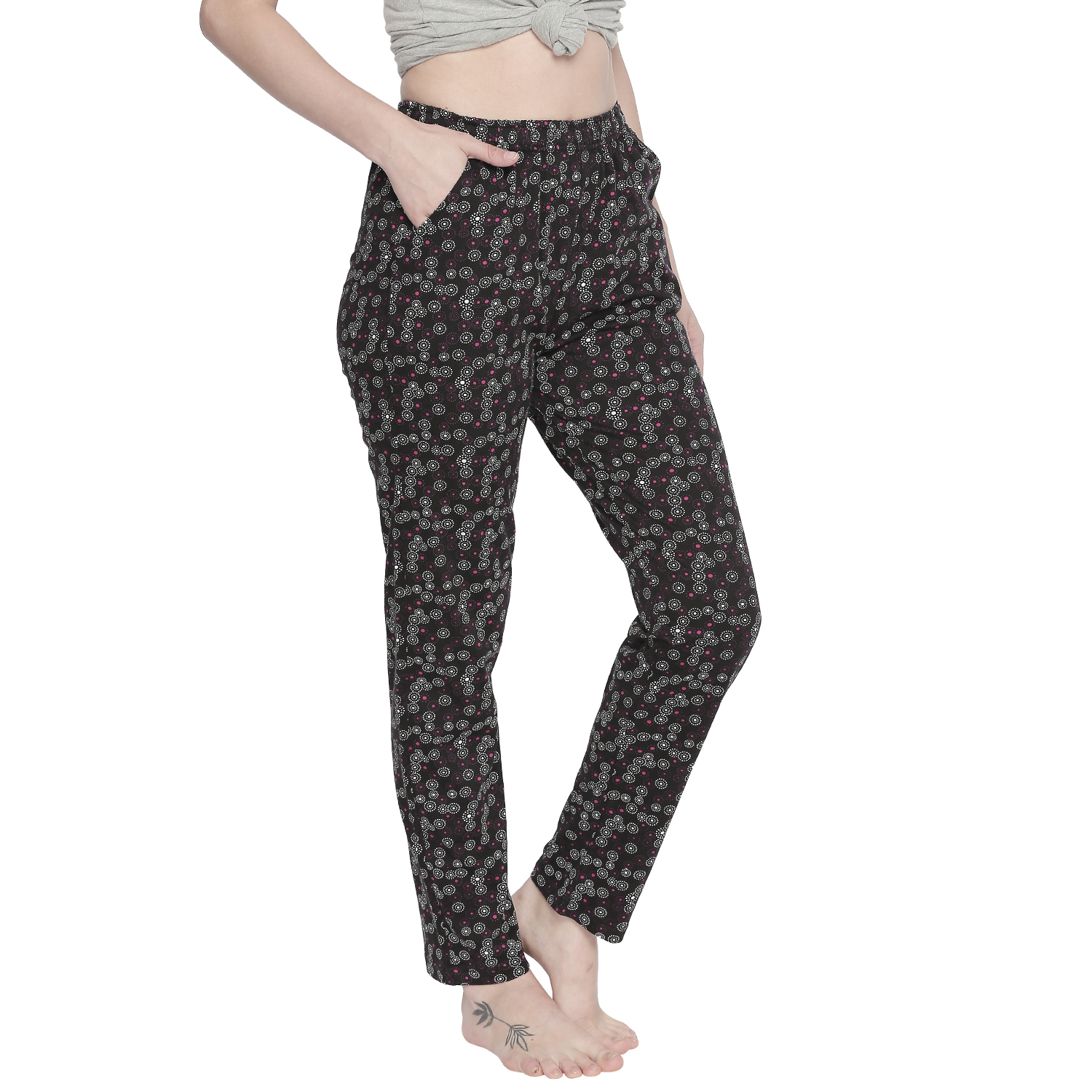 Ladies Pyjama - 100% Pure Cotton, Available Sizes: S, M, L, Xl, Xxl, Color: Trendy Black, All-season Printed Design