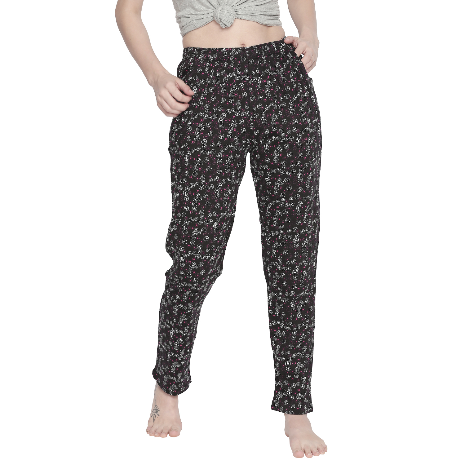 Ladies Pyjama - 100% Pure Cotton, Available Sizes: S, M, L, Xl, Xxl, Color: Trendy Black, All-season Printed Design