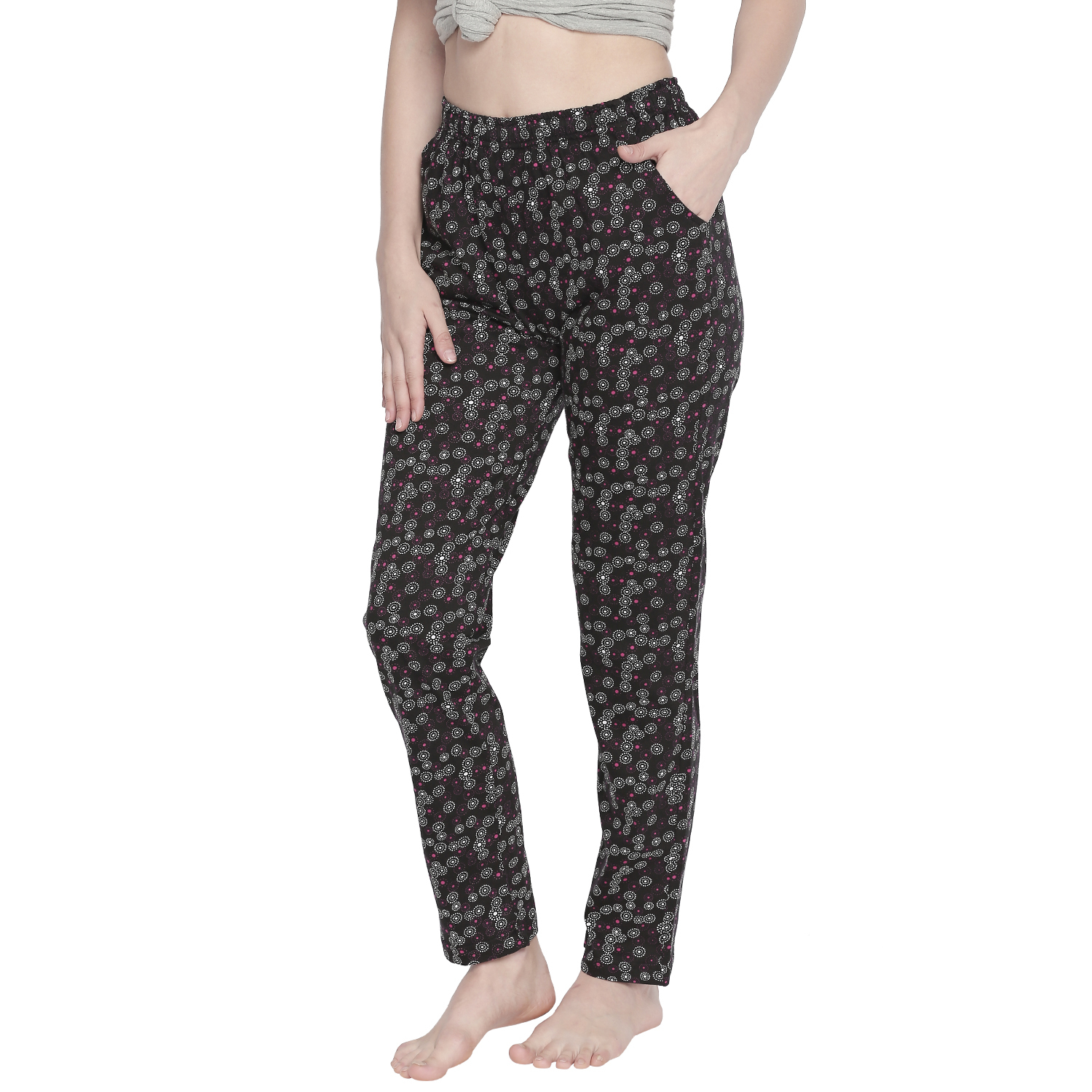 Ladies Pyjama - 100% Pure Cotton, Available Sizes: S, M, L, Xl, Xxl, Color: Trendy Black, All-season Printed Design