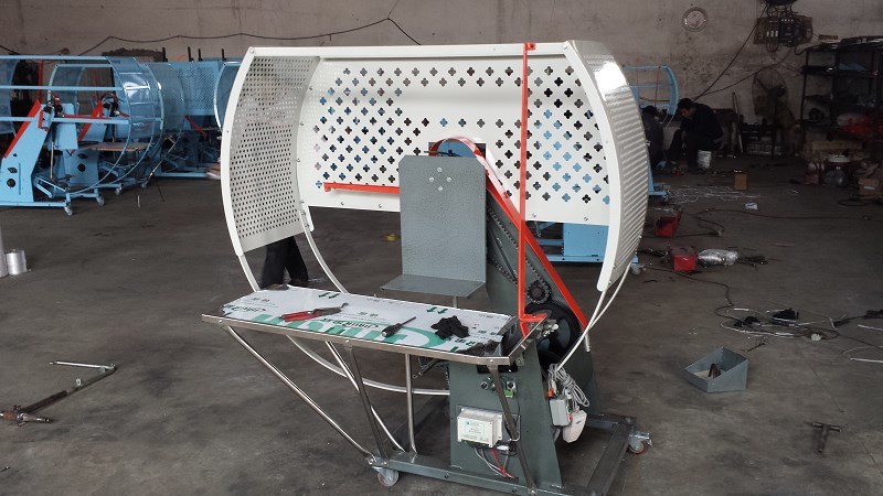 Corrugated Paper Box Pe Tying Wrapping Machine Electric Driven Semi Auto Grade Box Size: Customized