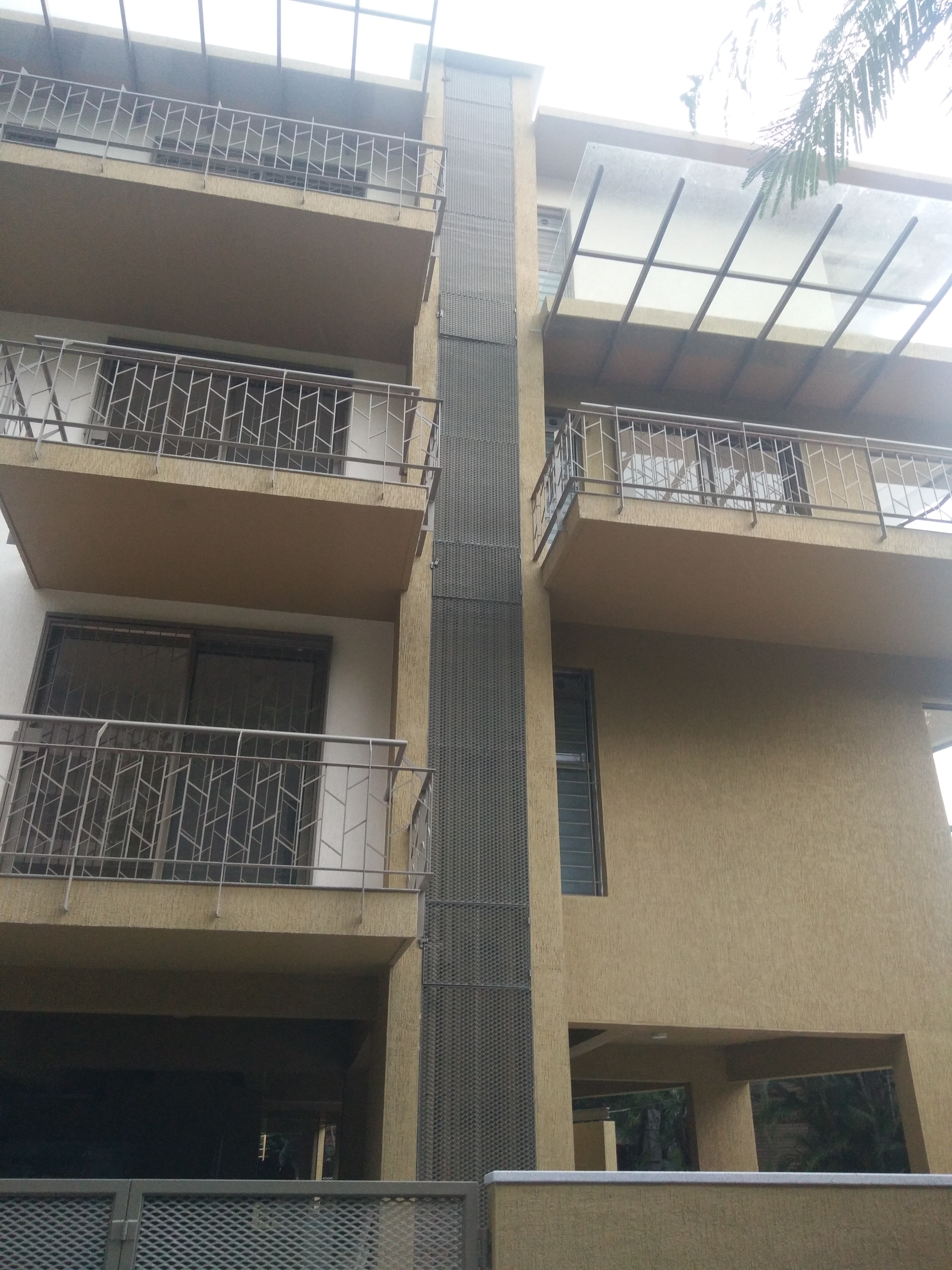 Durable Expanded Metal Skylight Guards