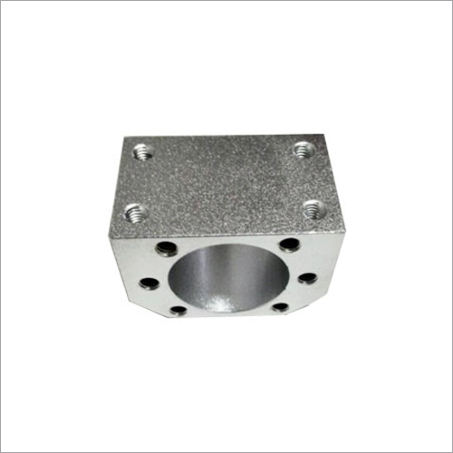 बॉल स्क्रू एंड बियरिंग माउंट ब्लॉक्स को सपोर्ट करता है