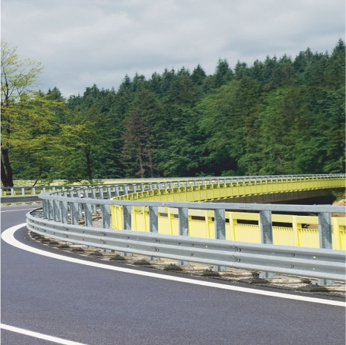 Beam Crash Barriers - Metal, W-beam 3cm Thickness With 4000cm Effective Length, Silver, Galvanized | Manual Function For Road & Highway Safety