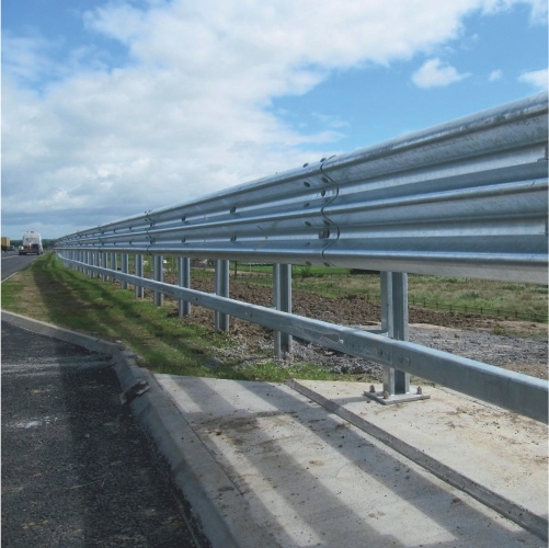 Expressway Barriers - Metal W-beam & Thri-beam Specifications | Galvanized, 4000mm Length, Silver Color, Road & Highway Use