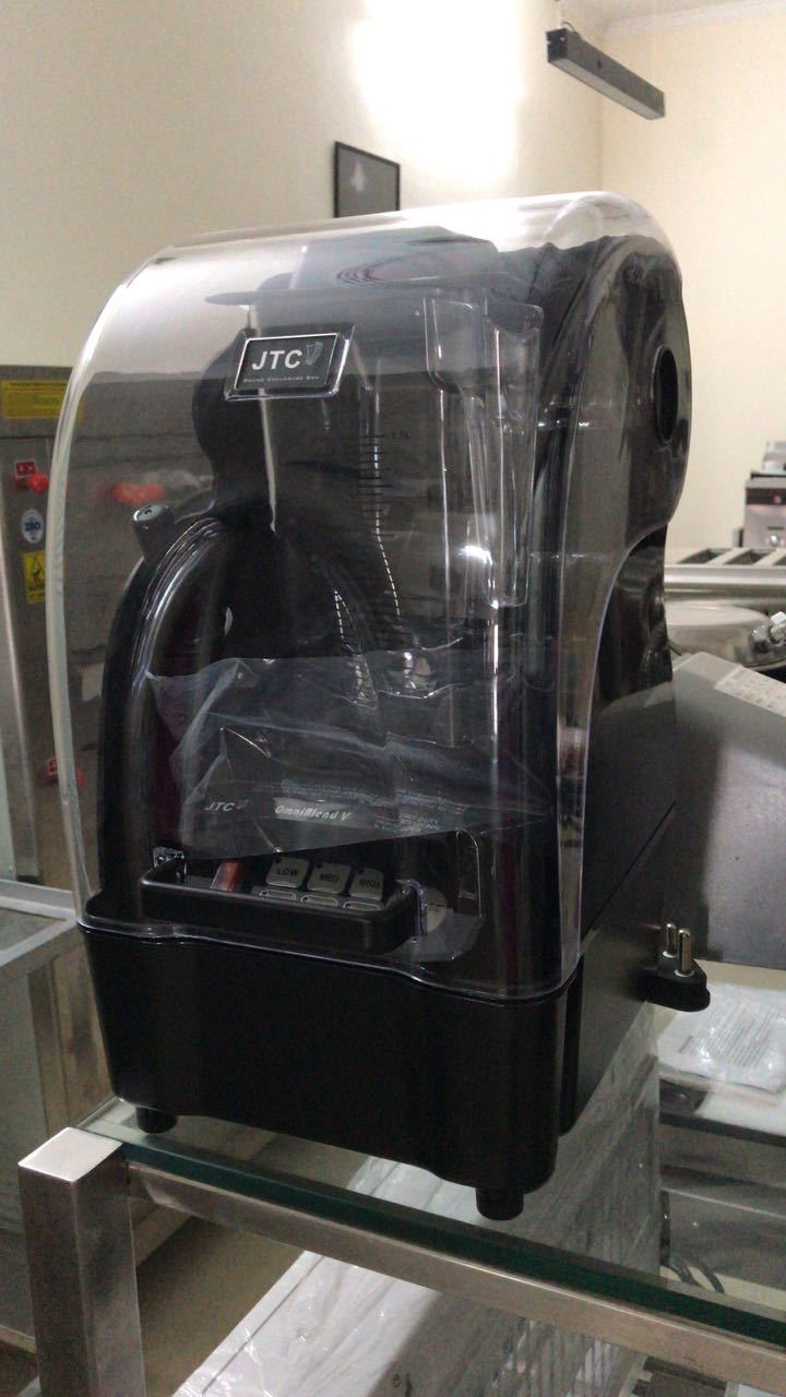 Professional Blender Power Source: Electric