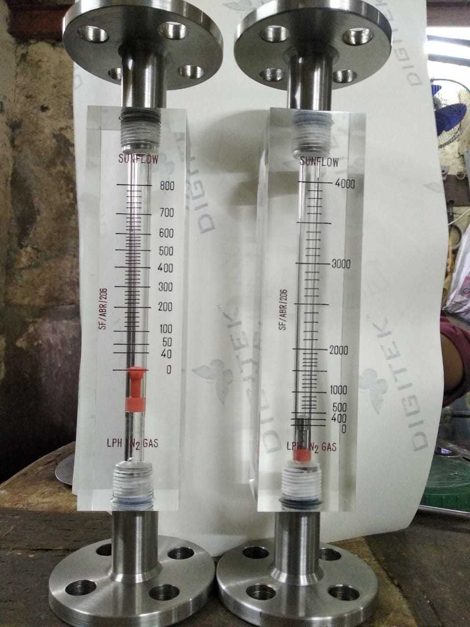 Acrylic Body Rotameter - Pmma & Stainless Steel, 1/2 To 4 Inch Size | 2.5 To 40,000 Lph Flow Range, Vertical Mounting, For Water & Gas Use