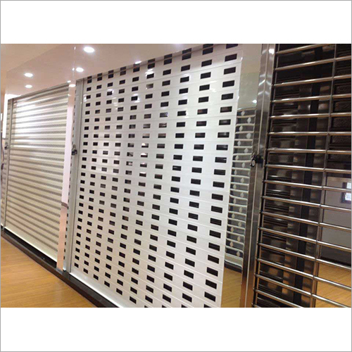 गैराज रोलर डोर एप्लीकेशन: आवासीय