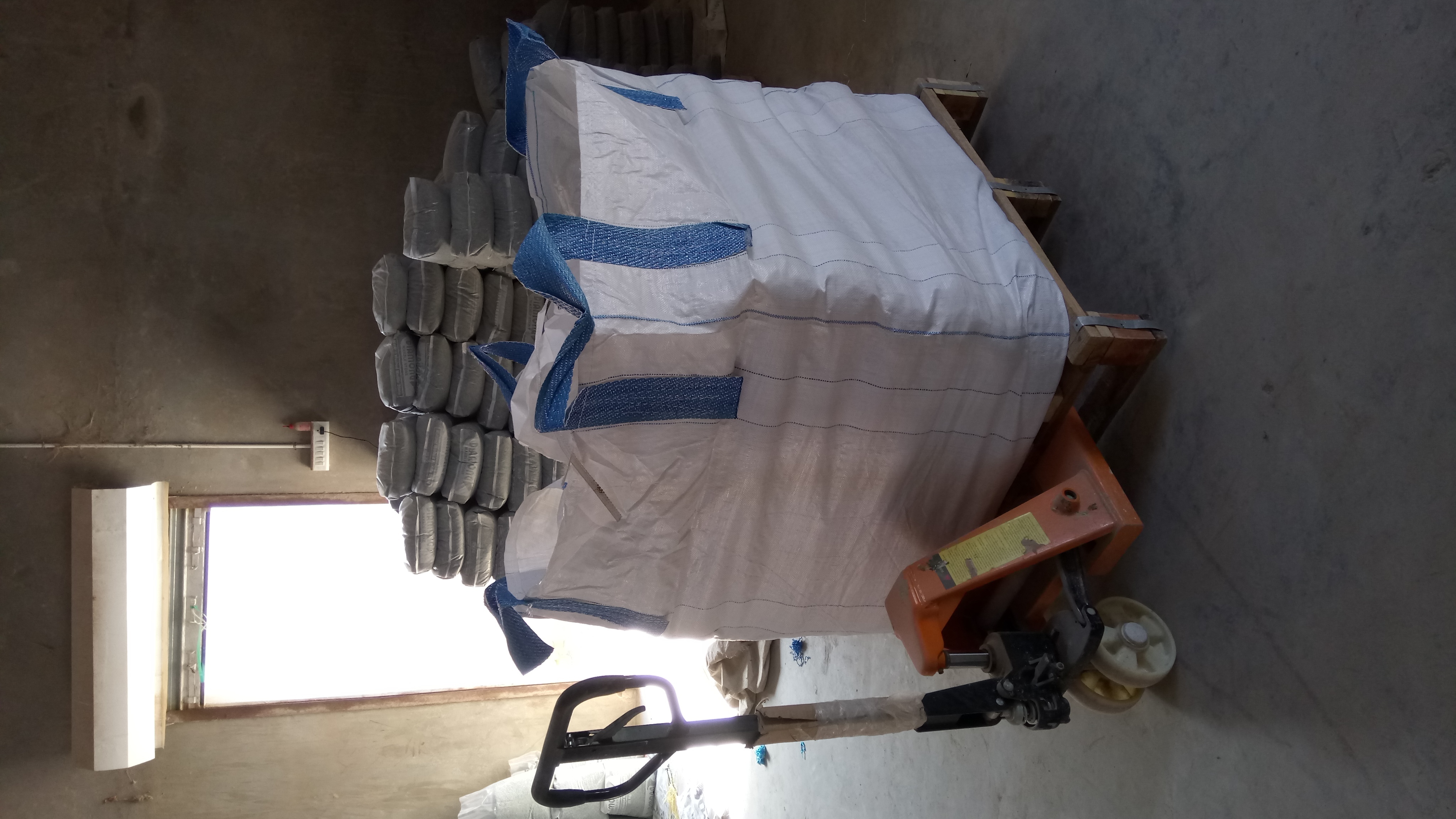 Black Metal Copper Slag Grit And Sand Blasting Stone Grit Agate Black Grit - Artificial Stone Type: Solid Surface