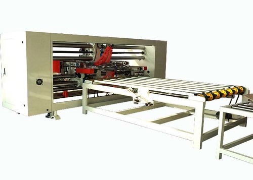Double Servo Two Piece Carton Box Stitching Machine Touch Screen Operated Box Size: Customized