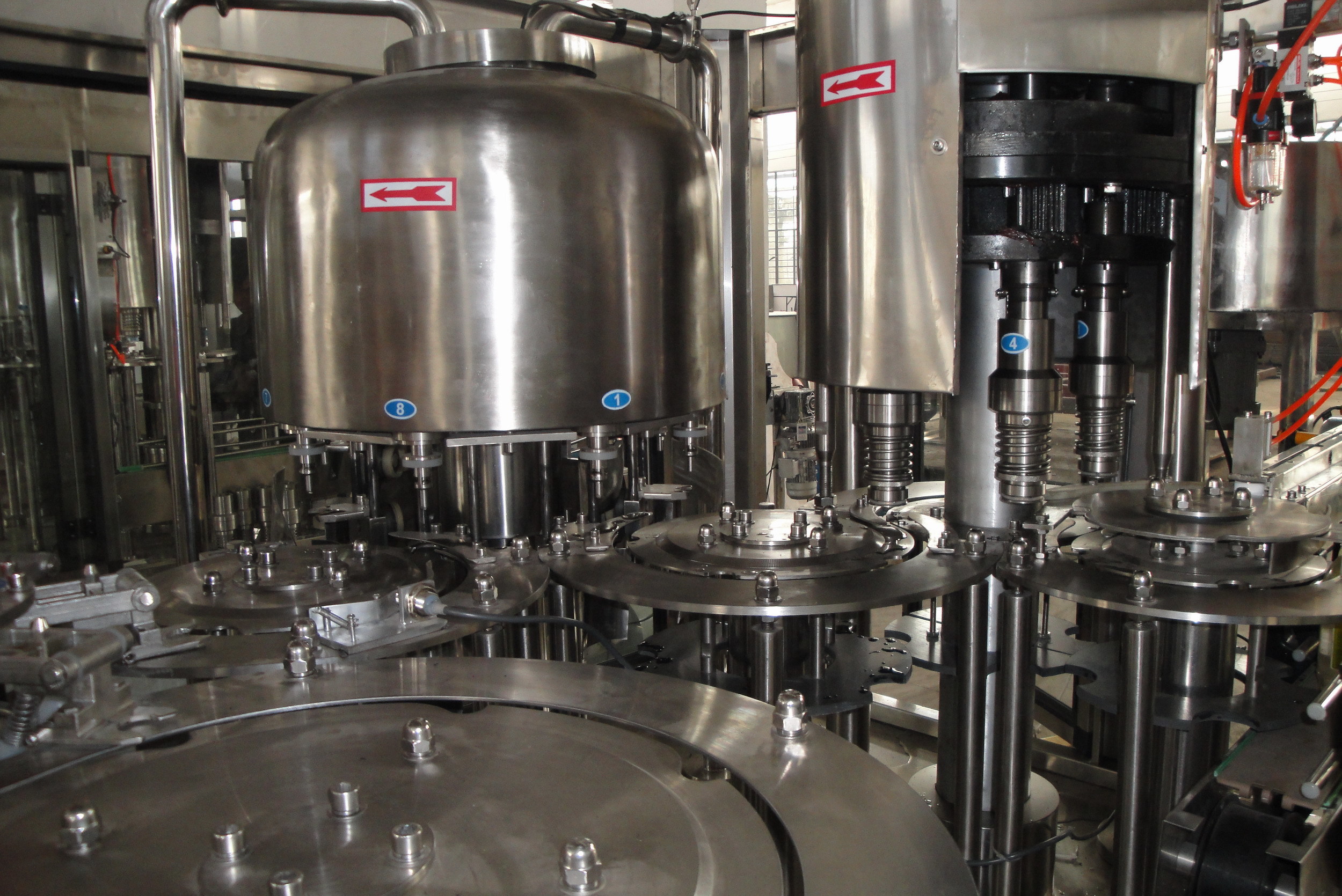 Mineral Water Filling Machine - Application: Beverage
