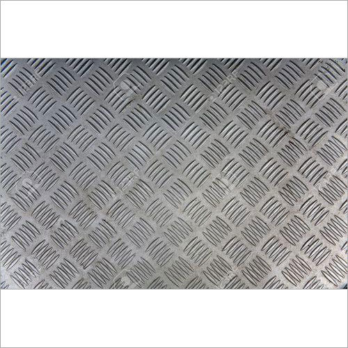 चेकर्ड प्लेट्स