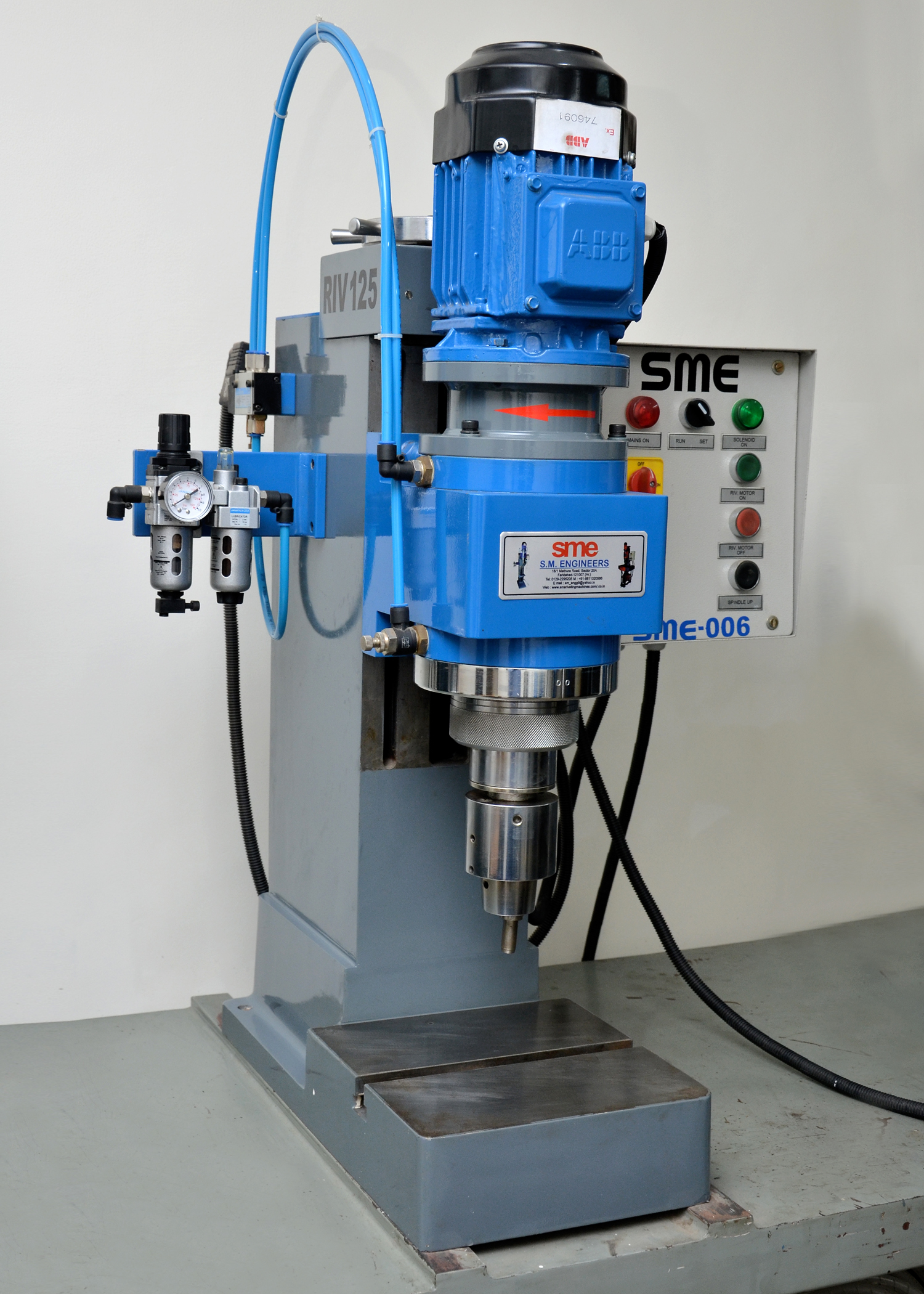 Semi Automatic Riveting Machine - Color: Blue & Gray