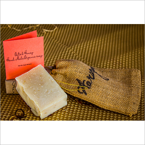 Oats And Honey Exfoliating Body Organic Soap - 100g , Deep Cleans Without Damaging Skin pH Level, High Foam Bath Soap, Bar Style