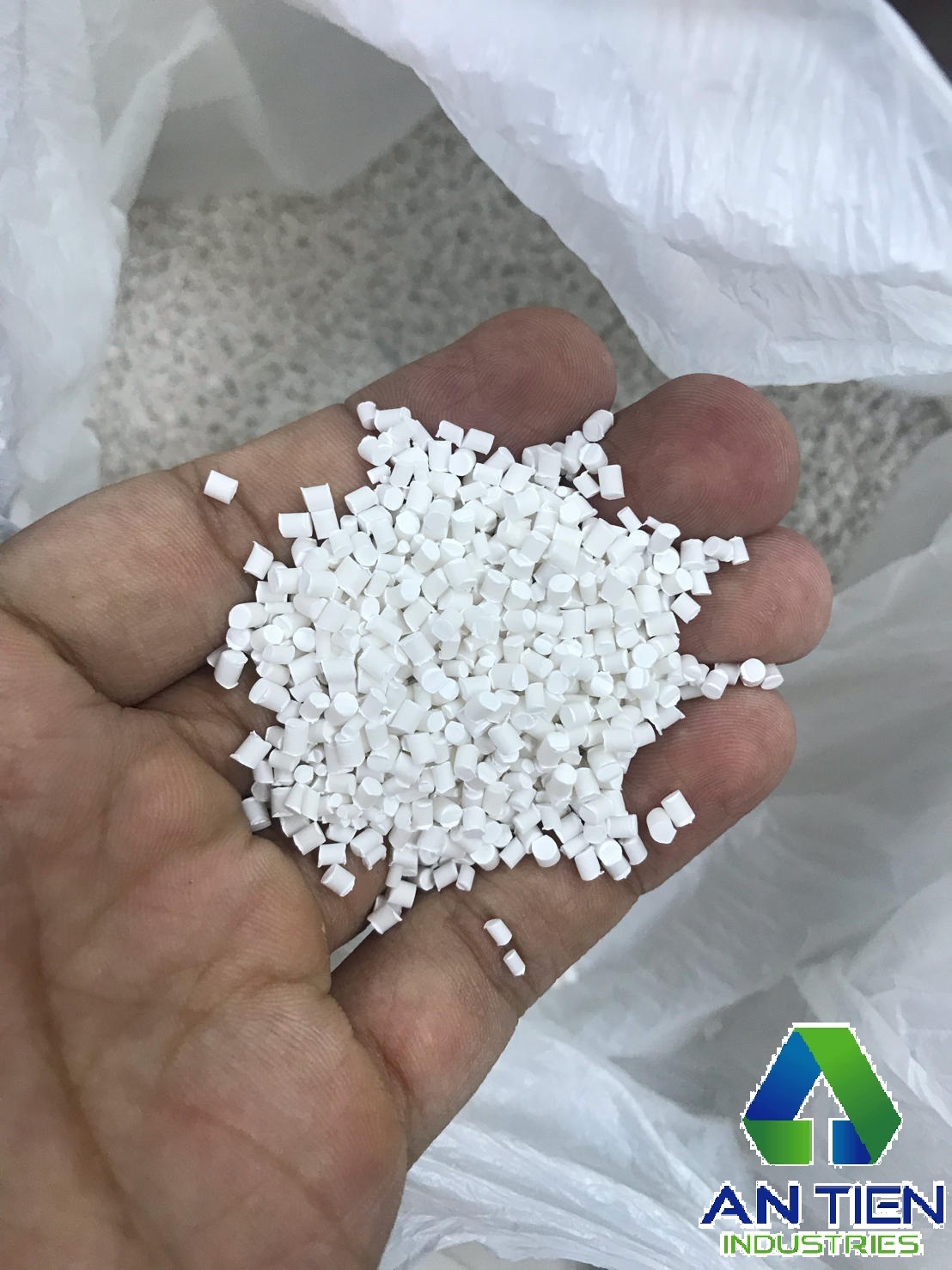 Red High-quality Caco3 Filler Masterbatch