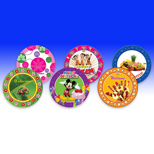 पेपर प्लेट्स