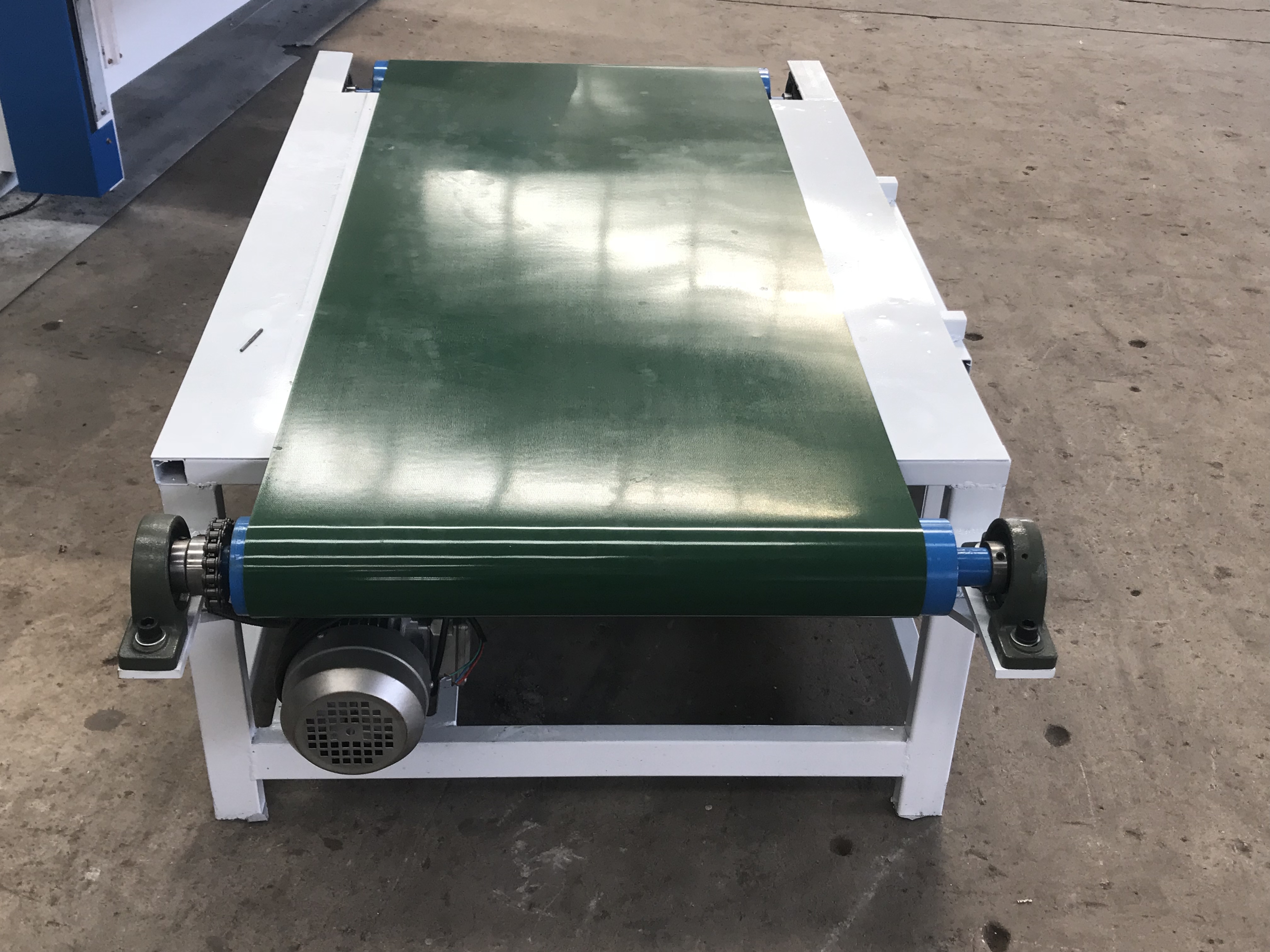 Semi Automatic Corrugated Box Folder Gluer - Max Size 2460mm | Electric Drive, Plc Control, Easy Operation, Customized Dimensions, For Cardboard Material