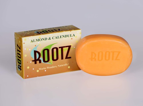 पीला बादाम और कैलेंडुला साबुन