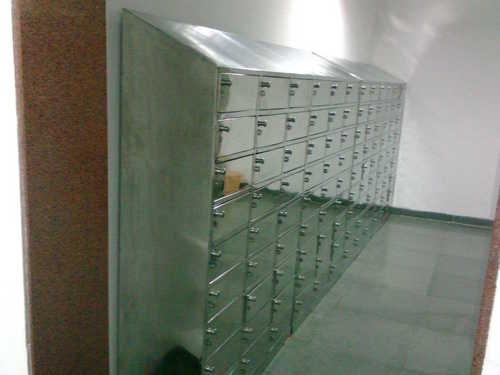 स्टेनलेस स्टील कपड़ा लॉकर