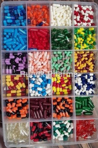 Empty Hard Gelatin Capsule - Premium Gelatin, Size 0-5 Choices, Assured Quality Testing | Soft Cylindrical Shape, Bottled Packaging for Clinical and Personal Use