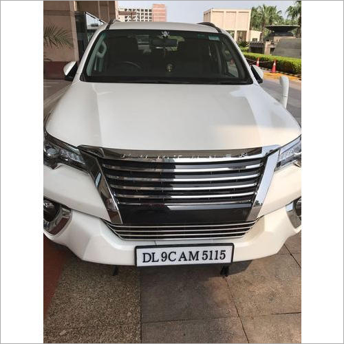 Silver & Crome New Fortuner Car Front Grill And Bonut Patti