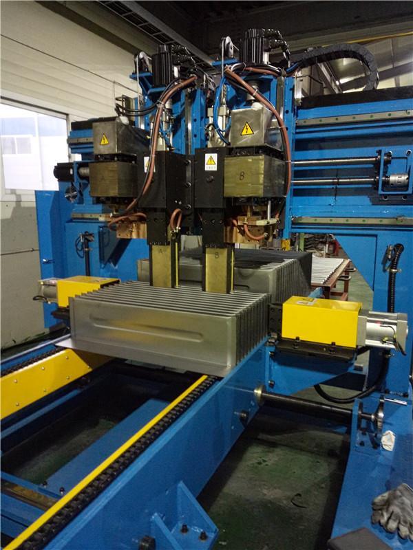Embossment Spot Welding Machine For Corrugated Tank Production