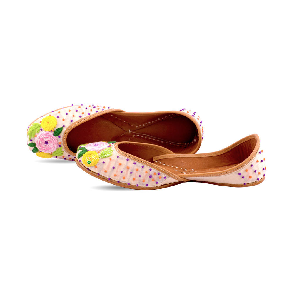 Punjabi Jutti Peach Color Multi Flower Work For Woman Heel Size: Flat