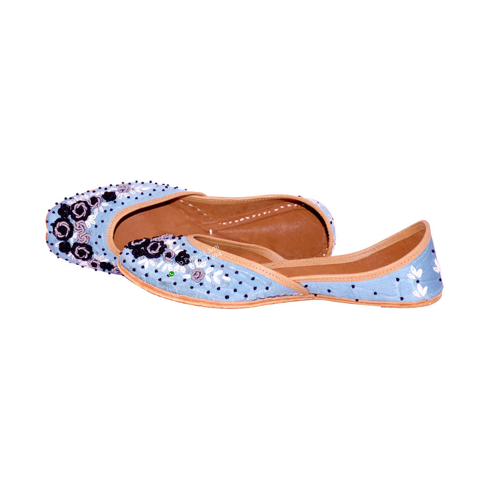 Women Leather Sky Blue Punjabi Jutti With Handwork Heel Size: Flat