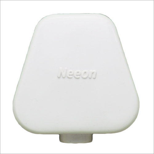 5 Amp Plug Top Round 3 Pin Plug Application: Electric Appliances