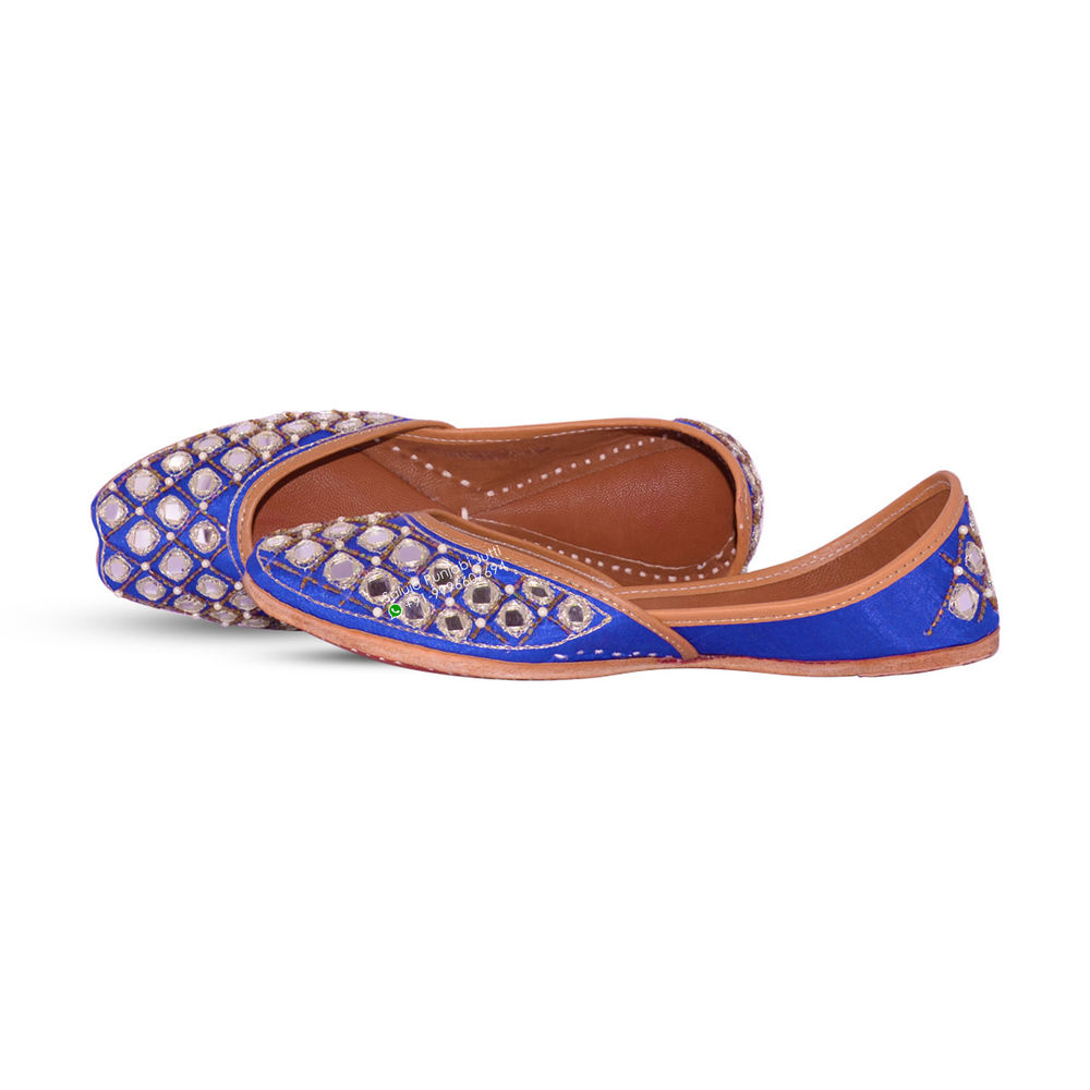 Blue Color Punjabi Jutti Mirror Work For Women Heel Size: Flat