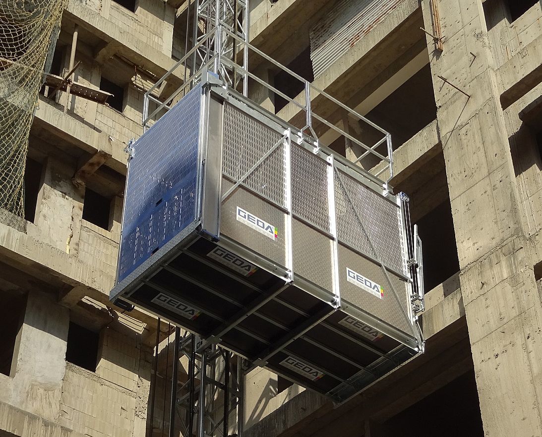 Rack And Pinion Passenger And Material Hoist - Capacity: 25 Persons /2