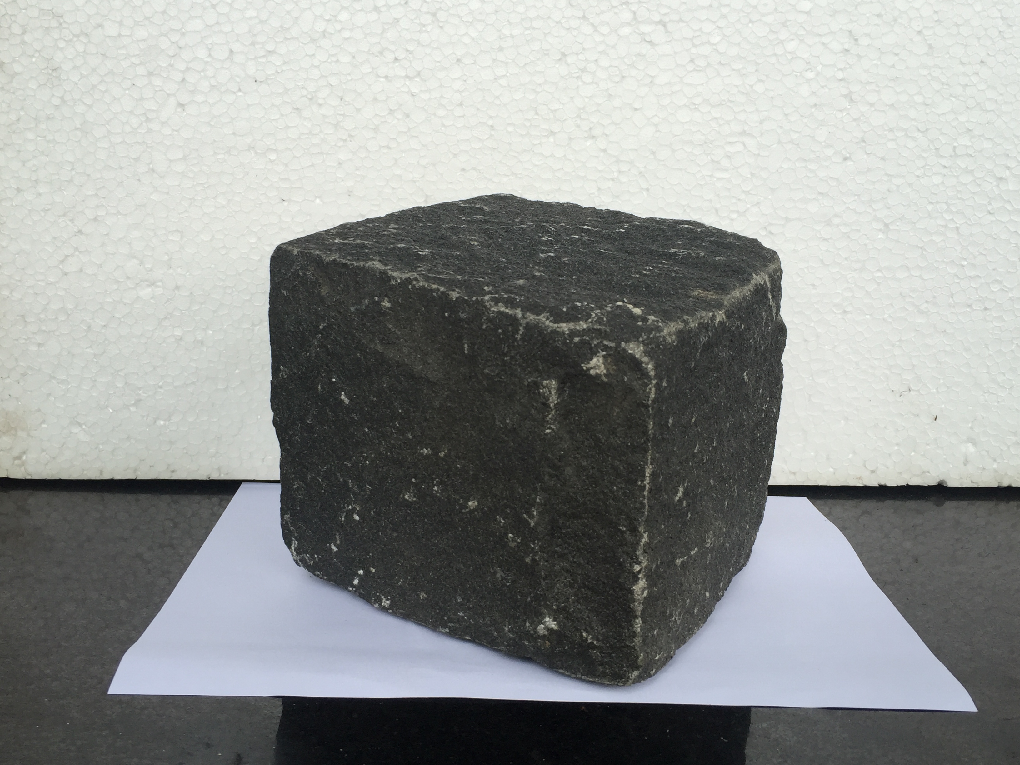 Cobble Stones - Granite, Varied Sizes 4x4x8cm To 15x15x17cm, Gray | Aesthetic, Customizable, Durable, Strong, Versatile Finishes