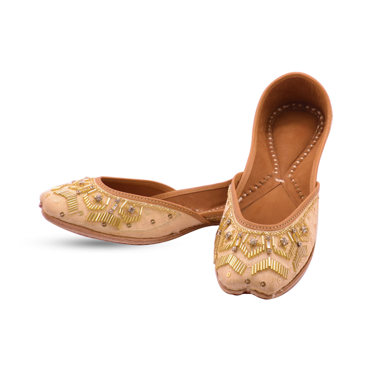 Ladies Peach Color Artwork Punjabi Jutti Bridal Heel Size: Flat