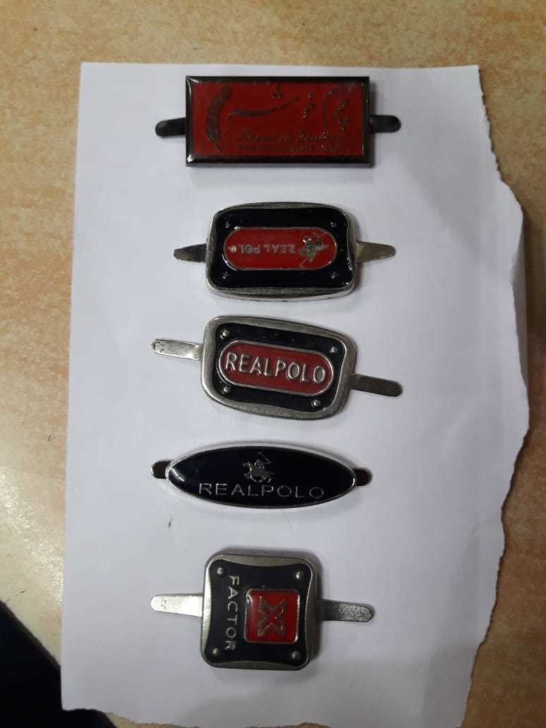 Metal Badges - Premium Quality Stainless Steel , Customizable Designs With Vibrant Color Options And Durable Finish